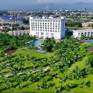 Celina Peninsula Resort Quảng Bình